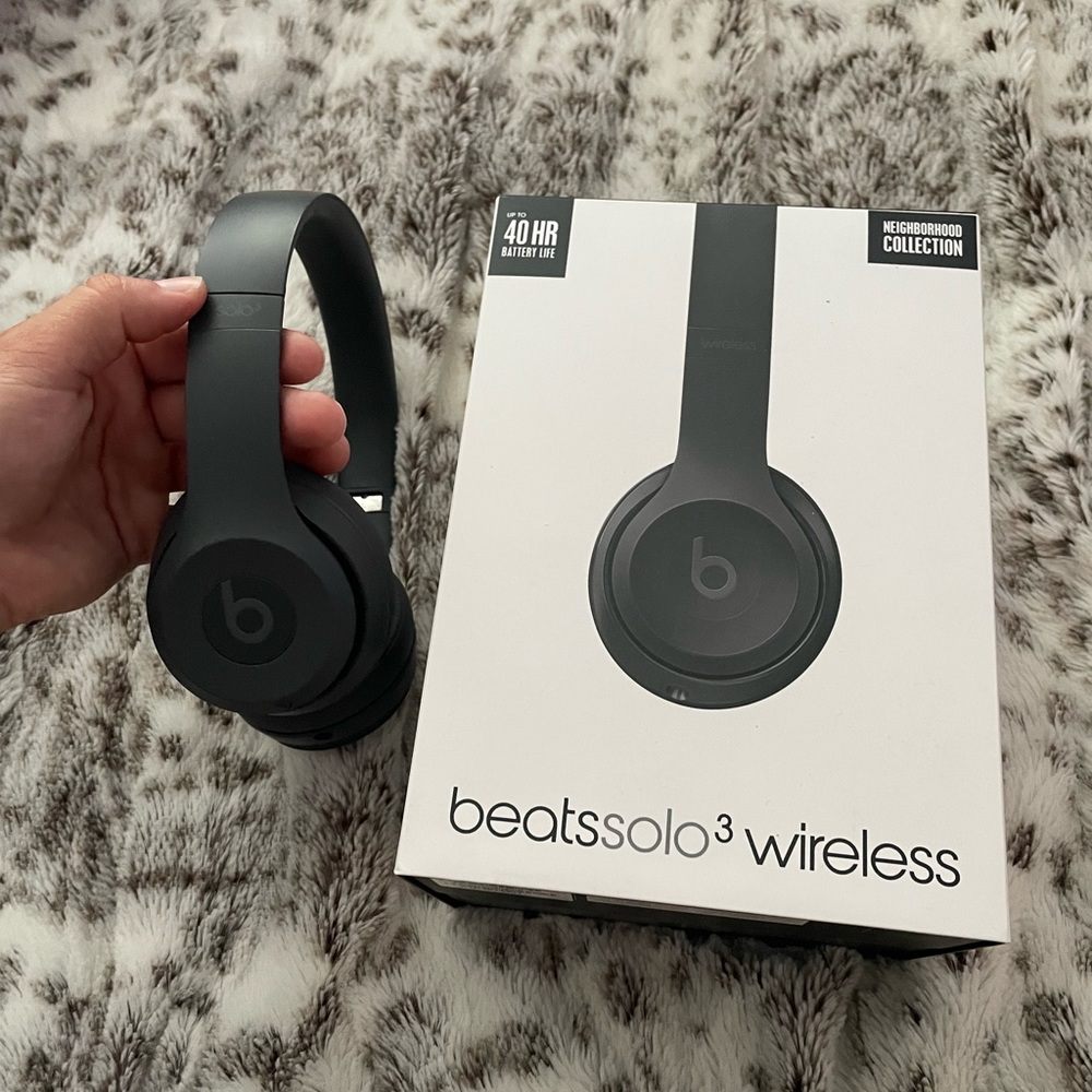 BEATS solo 3 wireless